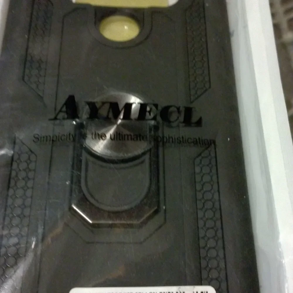 NWT Black Aymecl Case for LG Stylo 6. With Screen Protector.